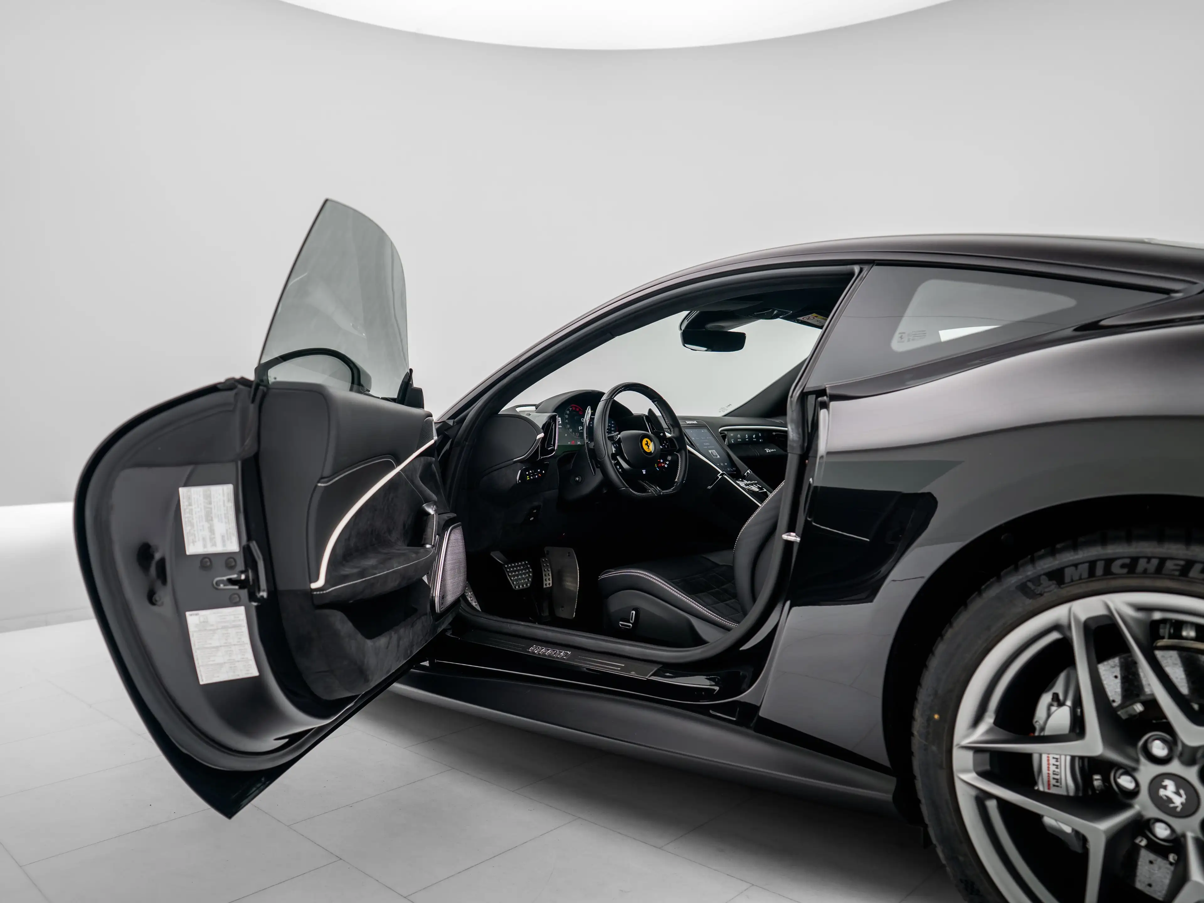 Ferrari Roma - FERRARI HAMBURG — photo 9