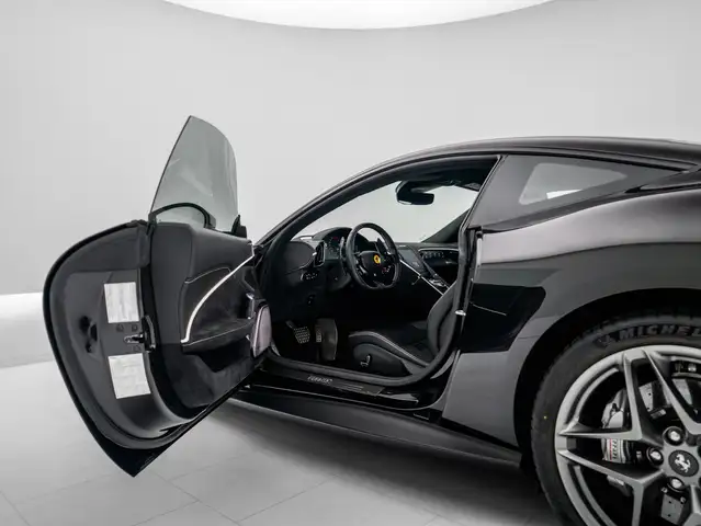 Ferrari Roma view 9