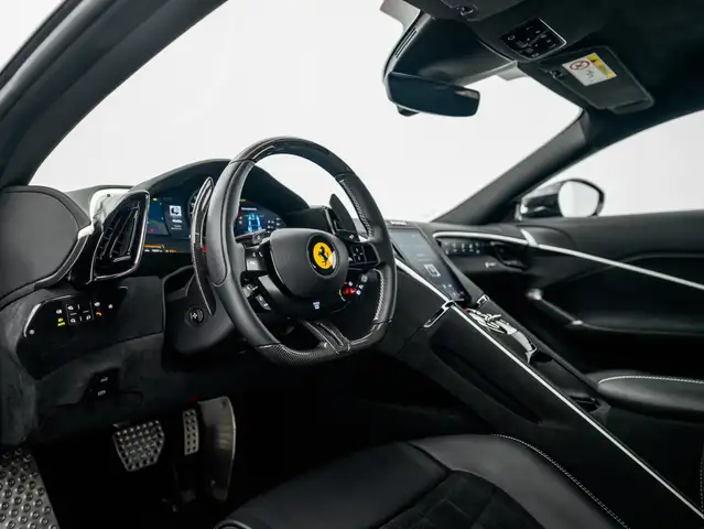 Ferrari Roma view 10