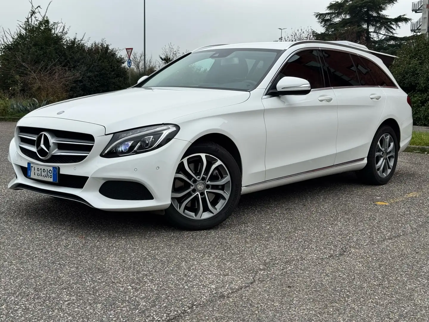Mercedes-Benz C 250 SW d (bt) Premium 4matic auto Blanc - 1