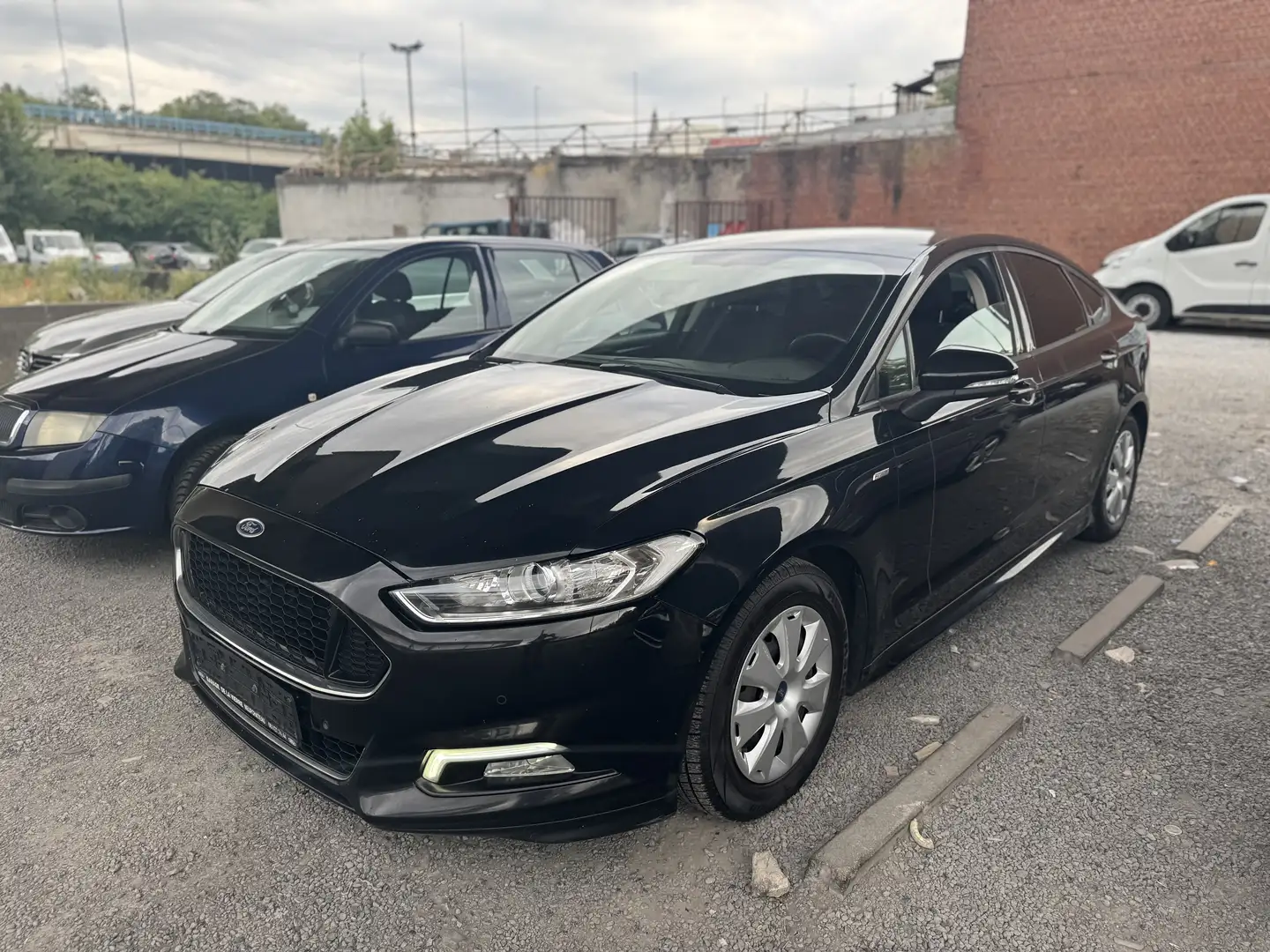 Ford Mondeo 2.0 TDCi ST-Line Zwart - 2