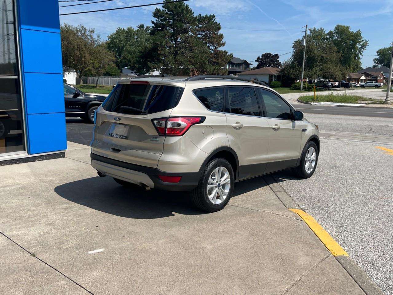 2017 Ford Escape SE VERY CLEAN UNIT — снимка 1