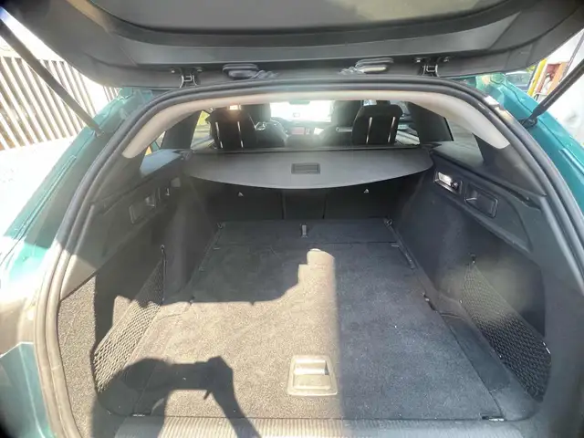 Peugeot 308 view 15