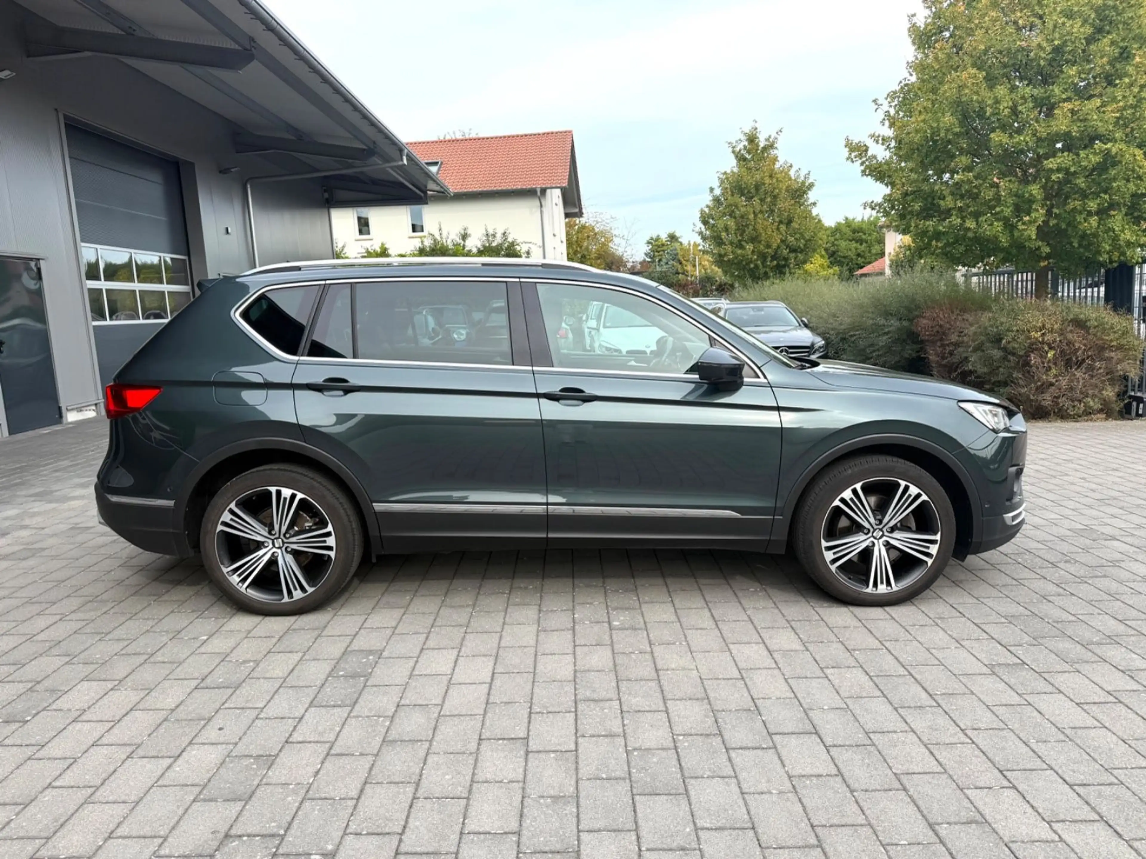 SEAT Tarraco Xcellence e-Hybrid Pano/Leder/LED/360° — photo 4