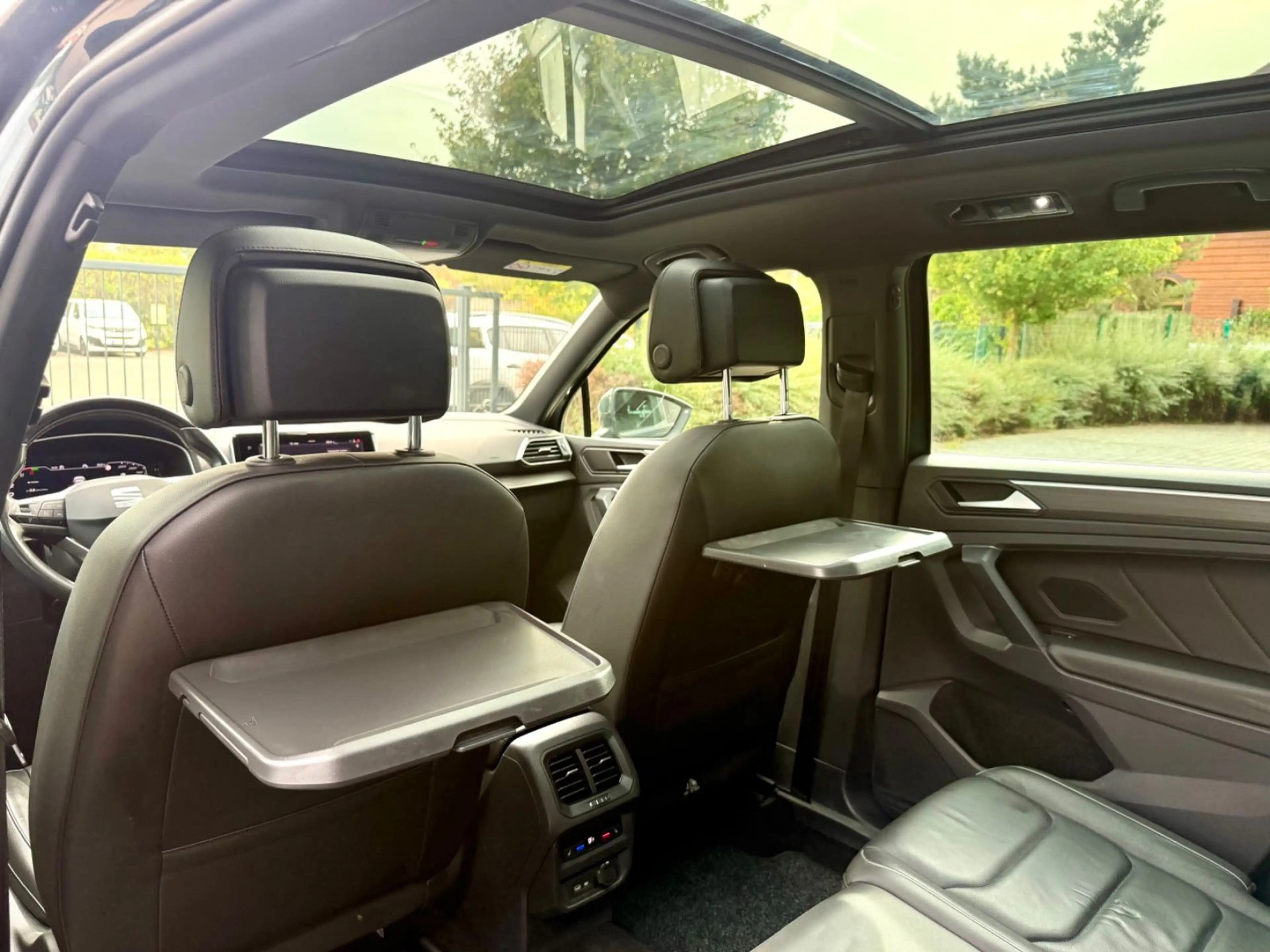 SEAT Tarraco Xcellence e-Hybrid Pano/Leder/LED/360° — photo 13