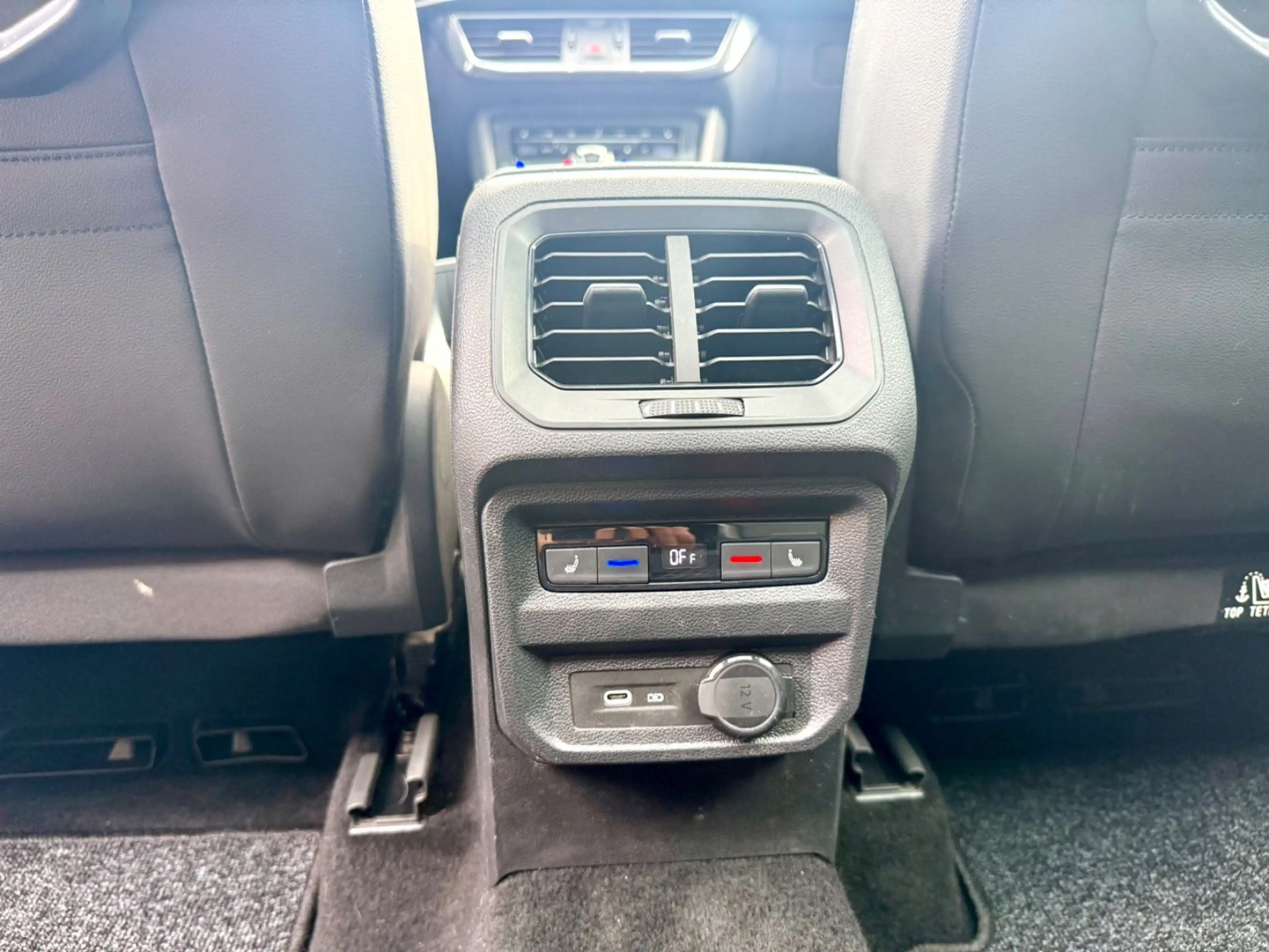 SEAT Tarraco Xcellence e-Hybrid Pano/Leder/LED/360° — photo 15