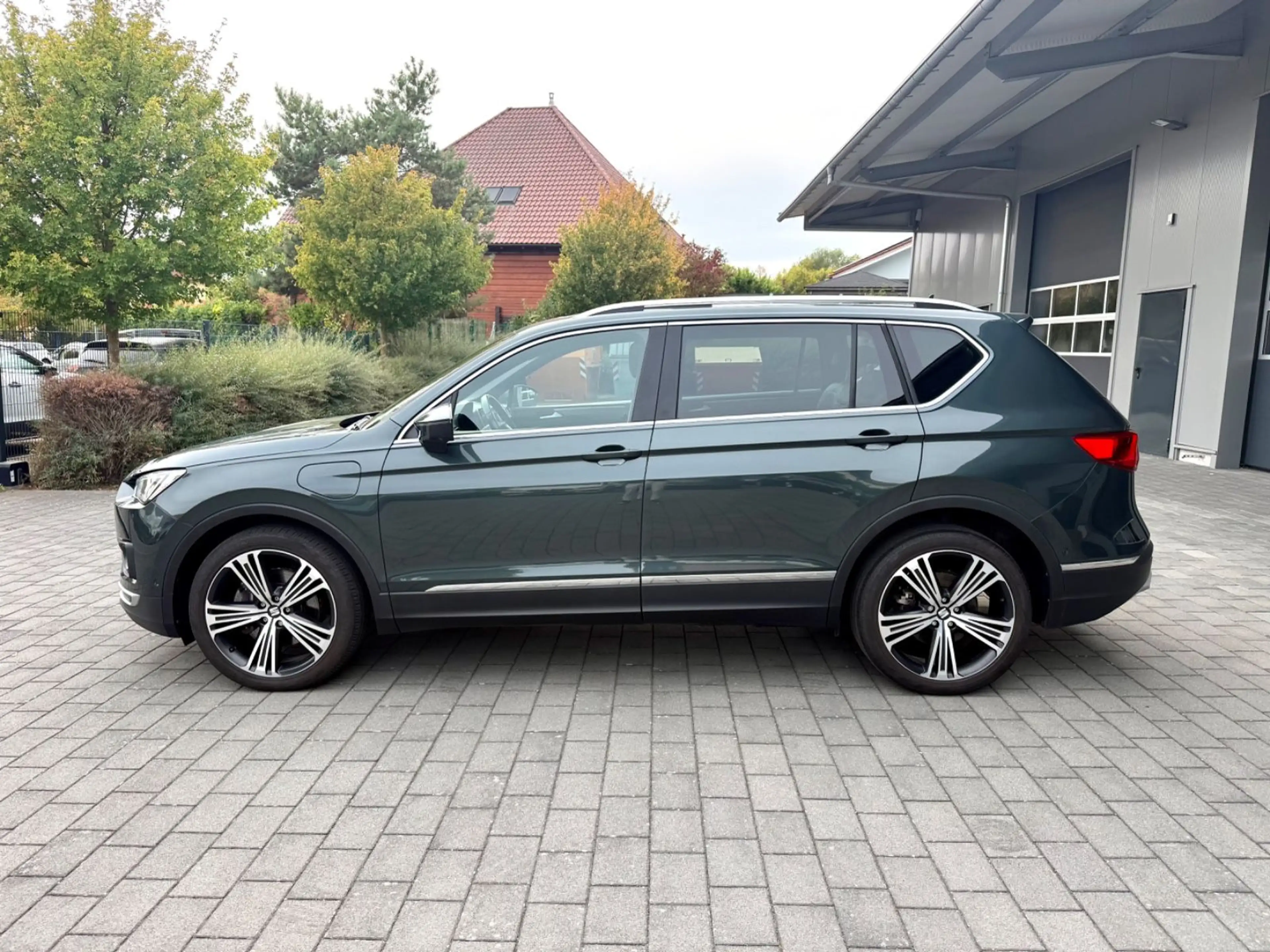 SEAT Tarraco Xcellence e-Hybrid Pano/Leder/LED/360° — photo 3