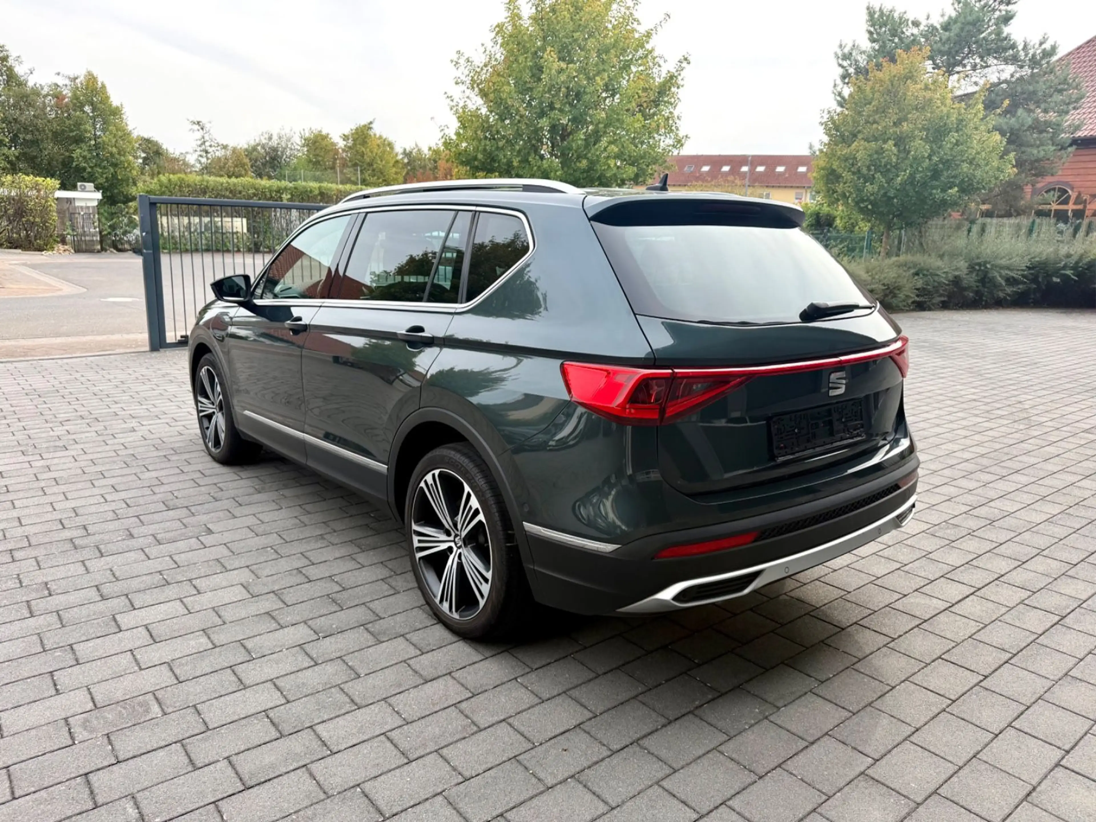 SEAT Tarraco Xcellence e-Hybrid Pano/Leder/LED/360° — photo 6