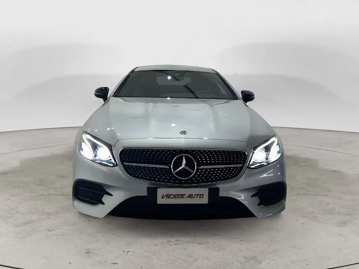 Mercedes-Benz E 220 Coupe d Premium 4matic auto my20 Šedá - 2
