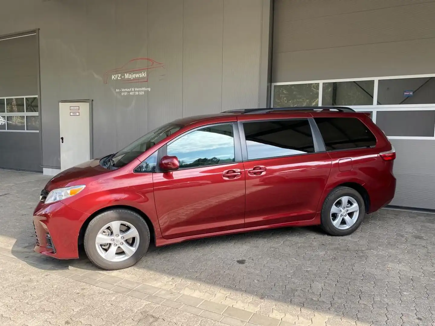 Toyota Sienna 3.5 /8-Sitzer / Rückfahrkamera Czerwony - 2