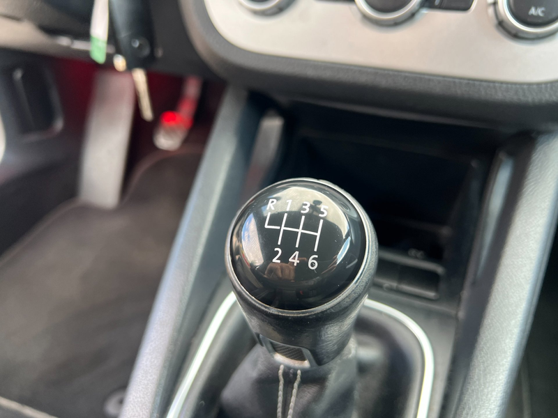 Volkswagen Scirocco 1.4 TSI Highline - DISTRI V.V - LUXE ! — photo 12