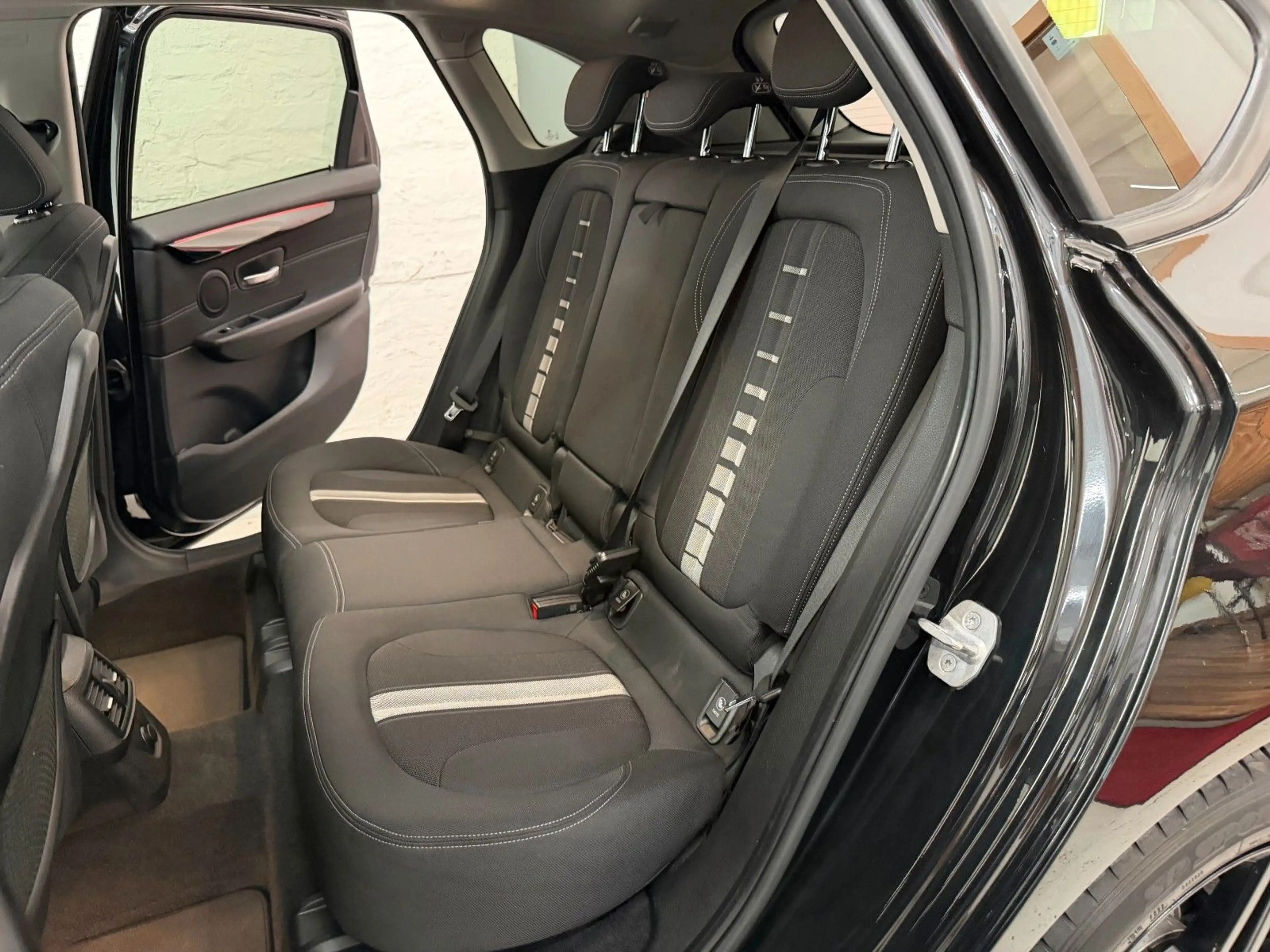 BMW 220 220i Sport Line Navi Panorama Keyless-Go LED AHK — photo 12