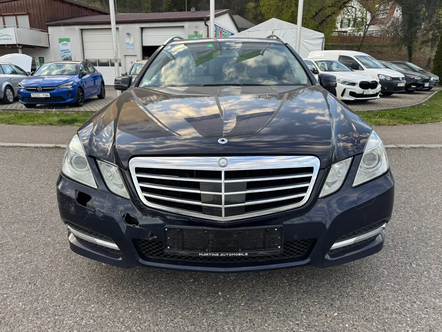 Mercedes-Benz E 250 E 250 CDI 4Matic /Unfall/ Fahrbereit Blau - 2