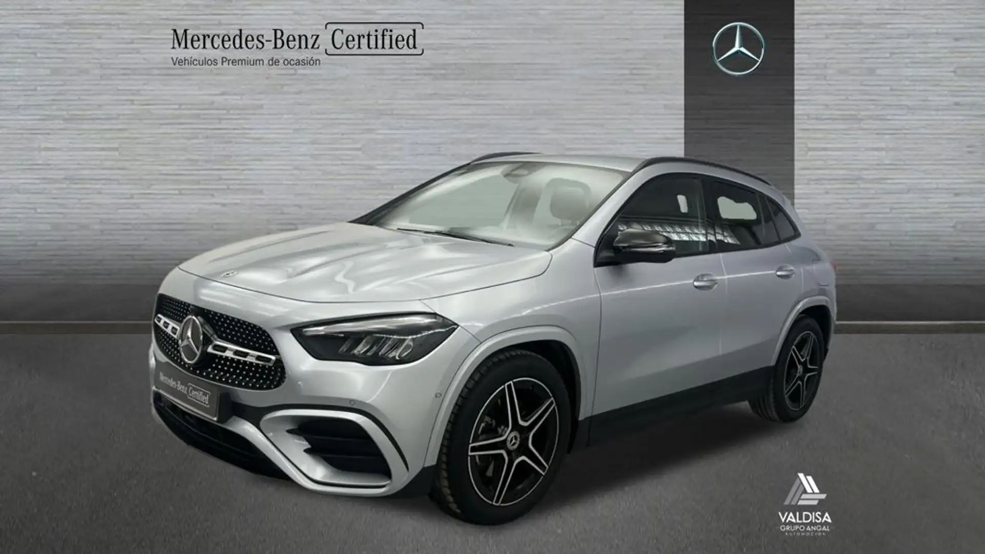 Mercedes-Benz GLA 200 d - 1