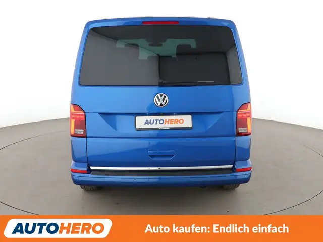 Volkswagen Multivan view 5