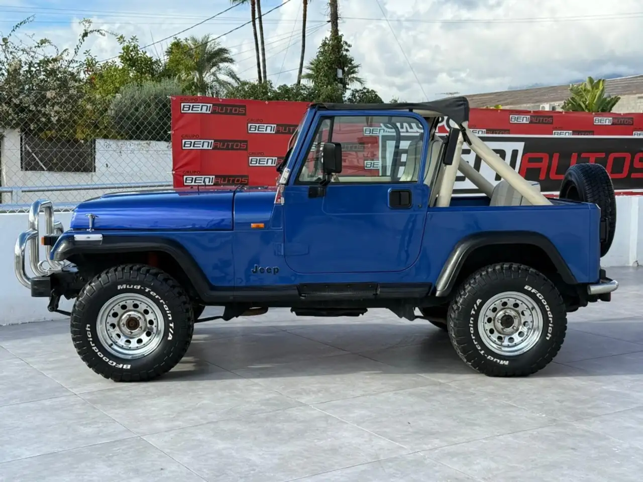 Jeep Wrangler YJ, foto 2