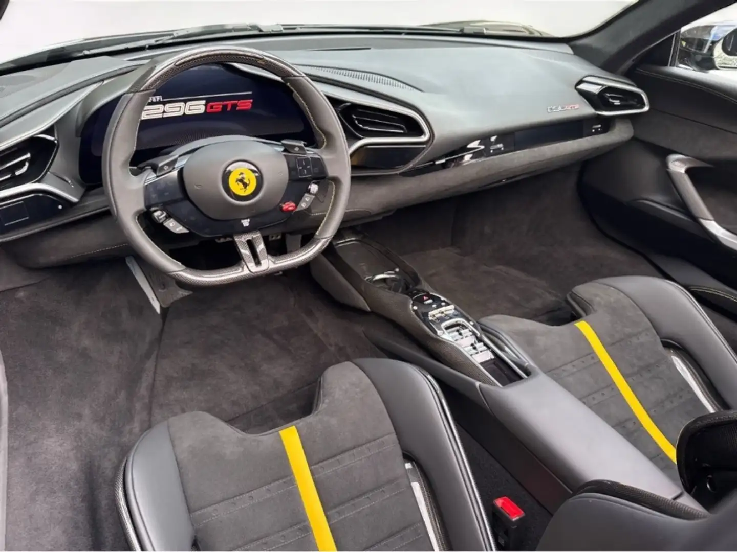 Ferrari 296 GTB Negro - 2