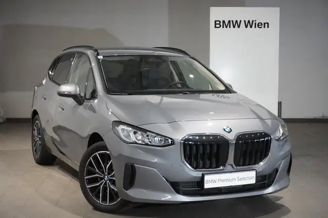 BMW 216 i