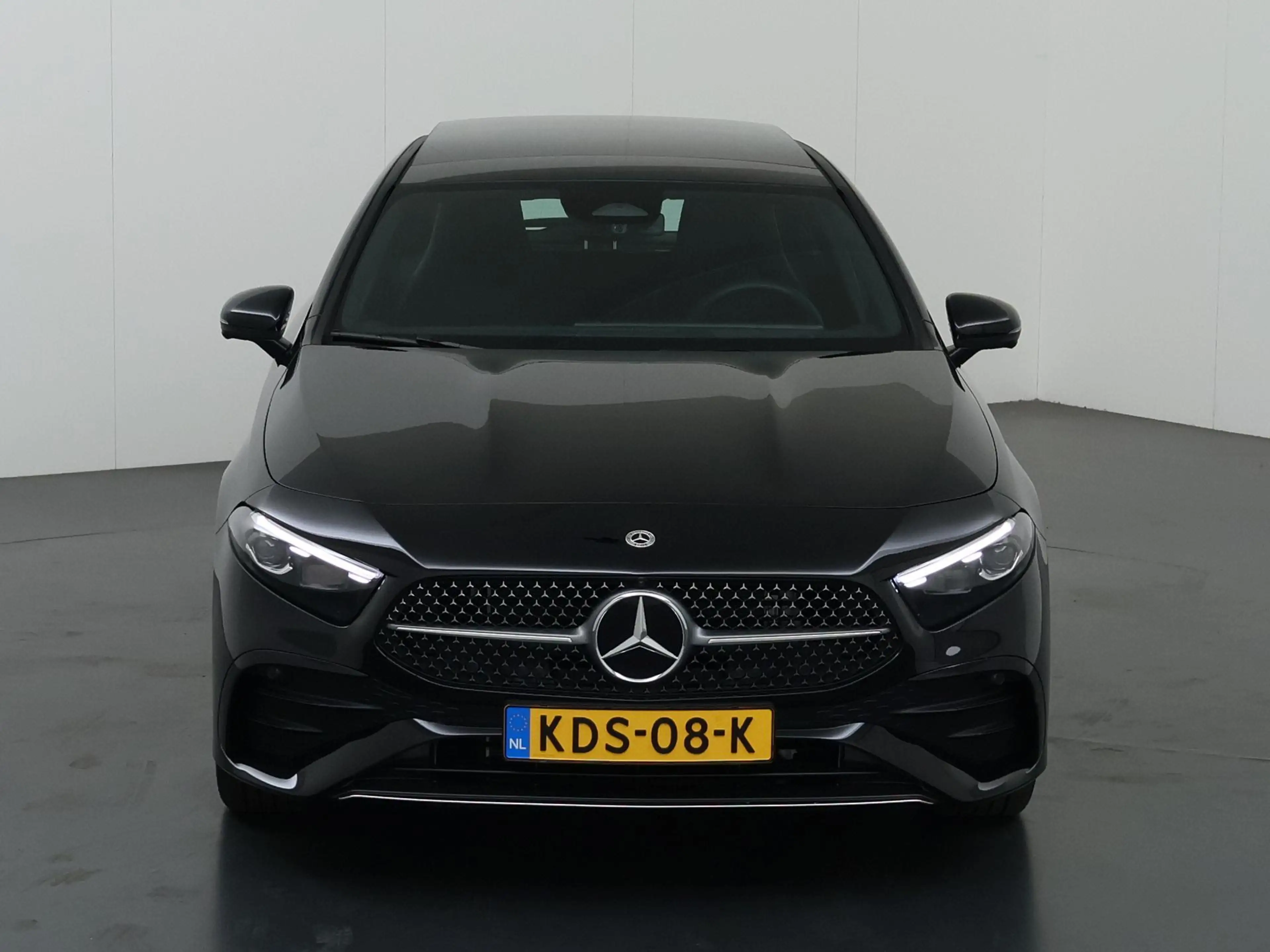 Mercedes-Benz A 250 250e Business Solution AMG | Panoramaschuifdak | H — photo 3