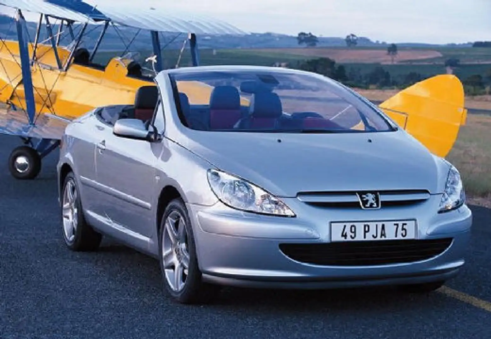 Peugeot 307 CC 2.0 Gris - 2