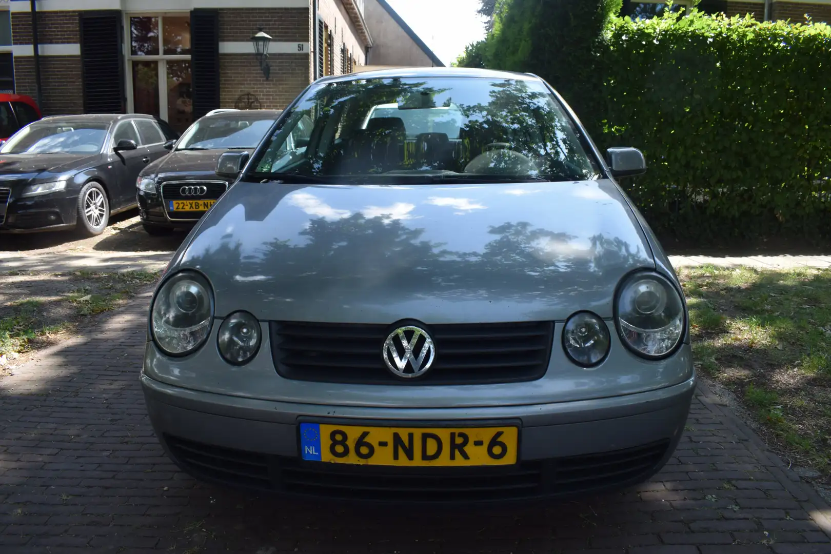 Volkswagen Polo 1.9 TDI Navi/Cruise Grijs - 2