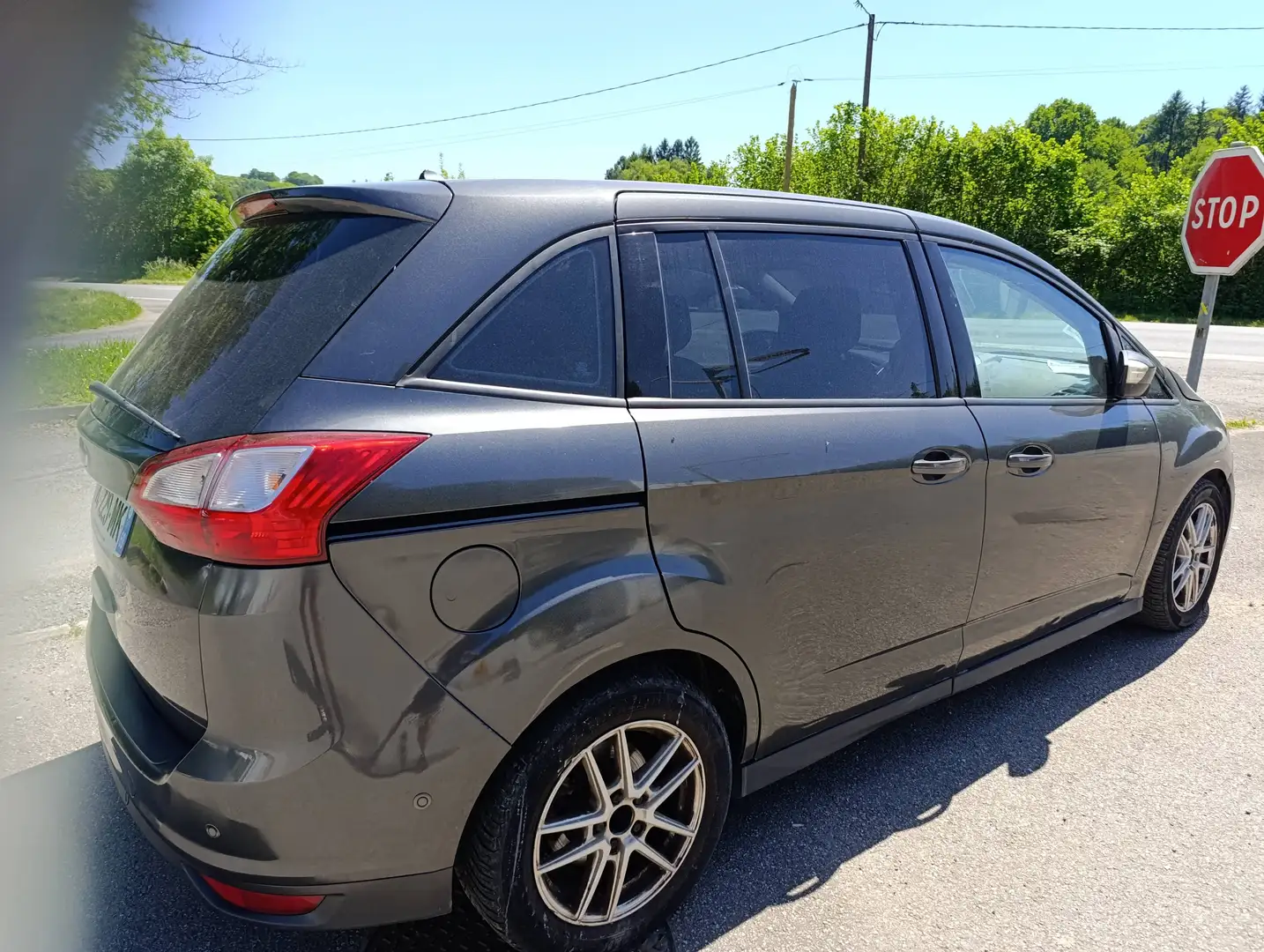 Ford Grand C-Max 2.0 TDCi 150ch Stop\u0026amp;Start Trend Business Gris - 2