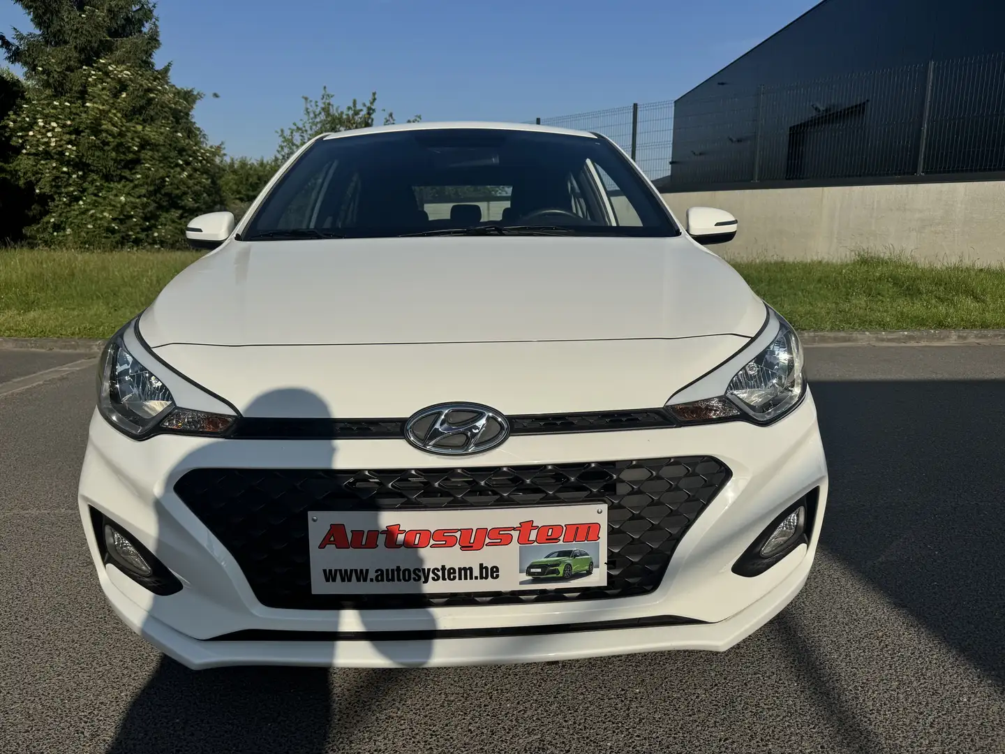Hyundai i20 1.2i Air GO!16.000Kilométres*Carpass*Garantie 1 Blanc - 2