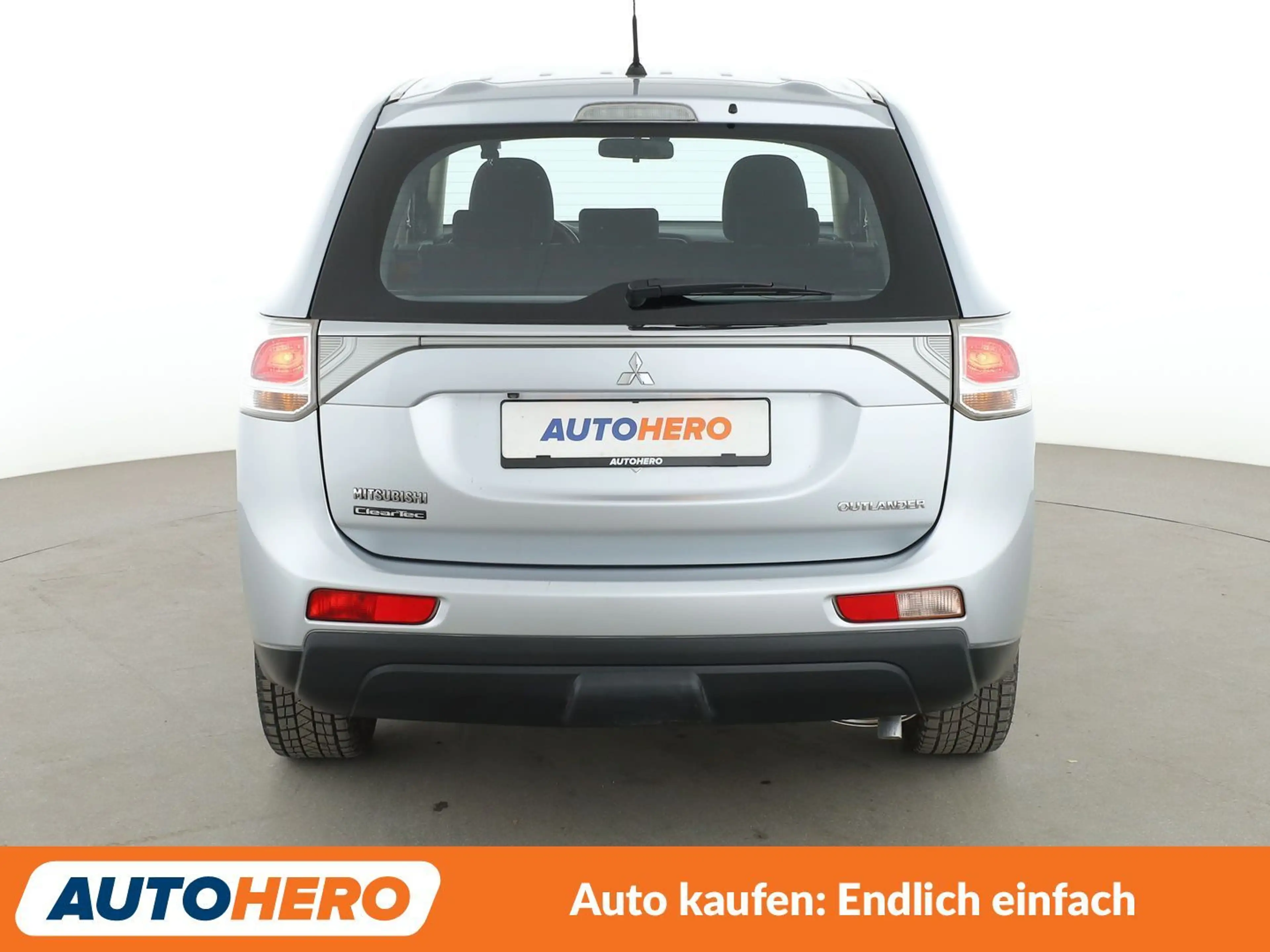 Mitsubishi Outlander 2.0 MIVEC Klassik Kollektion 2WD *TEMP*CAM*SHZ*AHK — photo 5