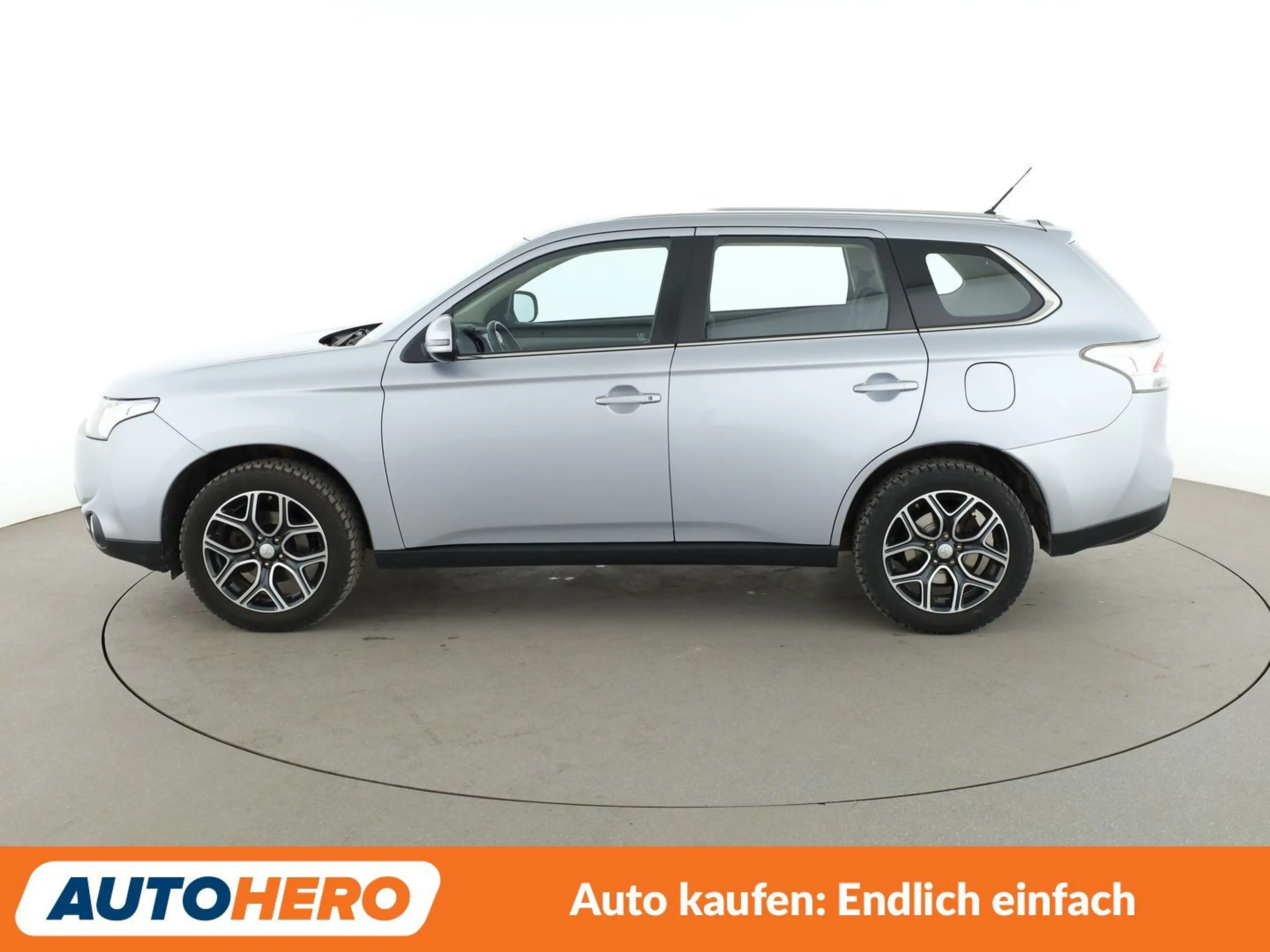 Mitsubishi Outlander 2.0 MIVEC Klassik Kollektion 2WD *TEMP*CAM*SHZ*AHK — photo 3
