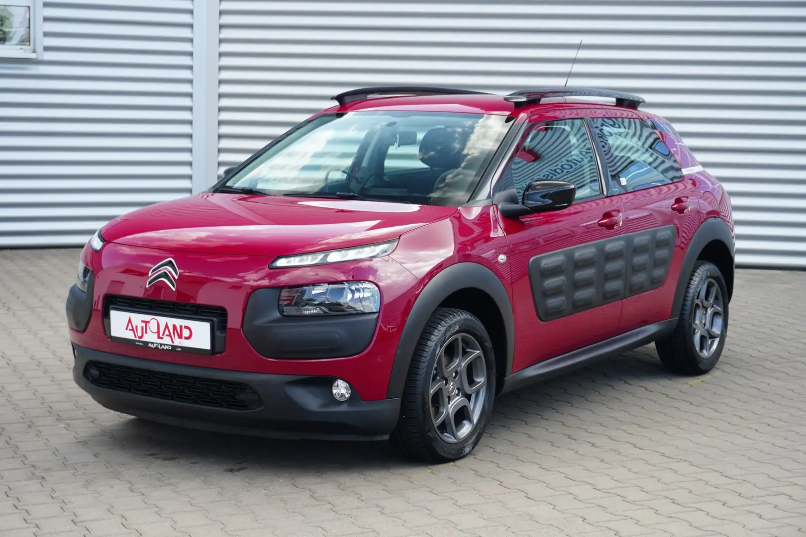 Citroen C4 Cactus 1.2 VTi PureTech 82 Selection Kamera Rot - 2