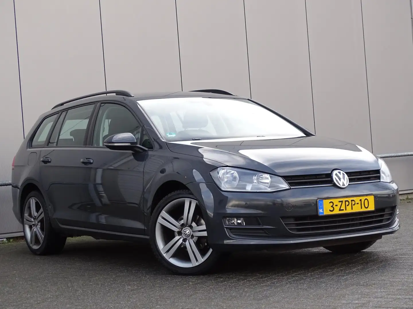 Volkswagen Golf Variant 1.2 TSI Comfortline airco 2e eigenaar org NL Grijs - 2