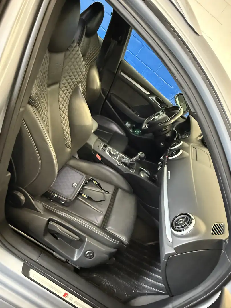 Audi S3 Sedan 2.0 tfsi quattro s-tronic DSG - 2