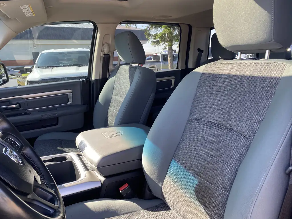 2017 RAM 1500 Outdoorsman CrewCab 149 | SunRoof | Heated Steerin — photo 7