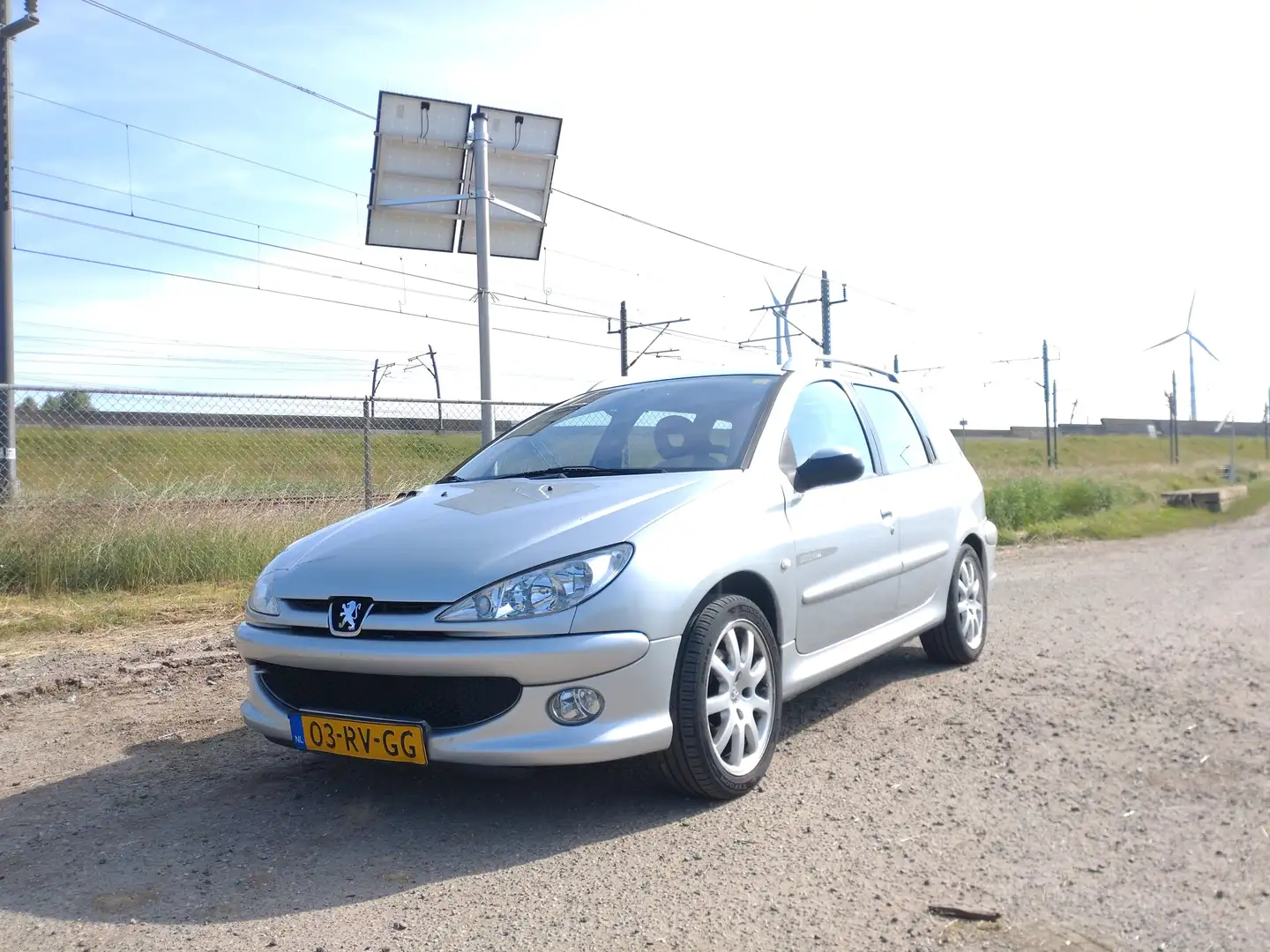 Peugeot 206 1.6-16V SW Quiksilver Trekhaak NIEUWE APK Grijs - 1