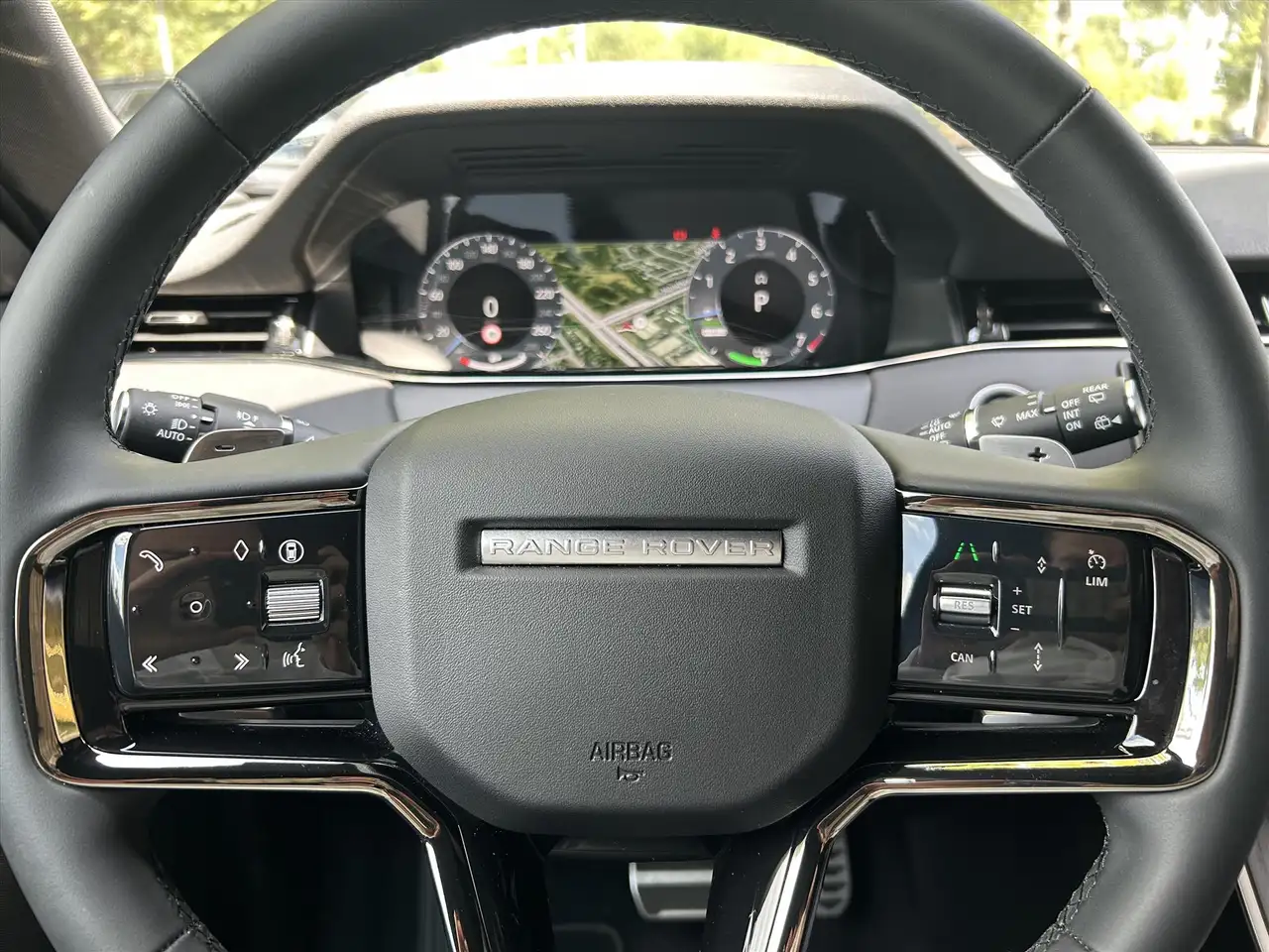 Land Rover Range Rover Evoque 2026 — фото 12