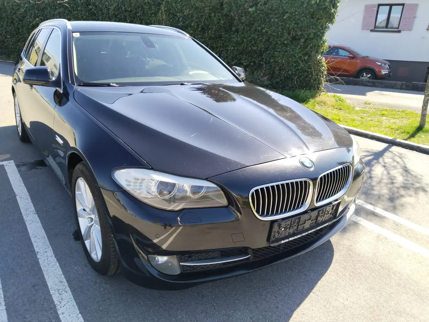 BMW 520 520d Touring Österreich-Paket Aut. Österreich-Paket Schwarz - 2