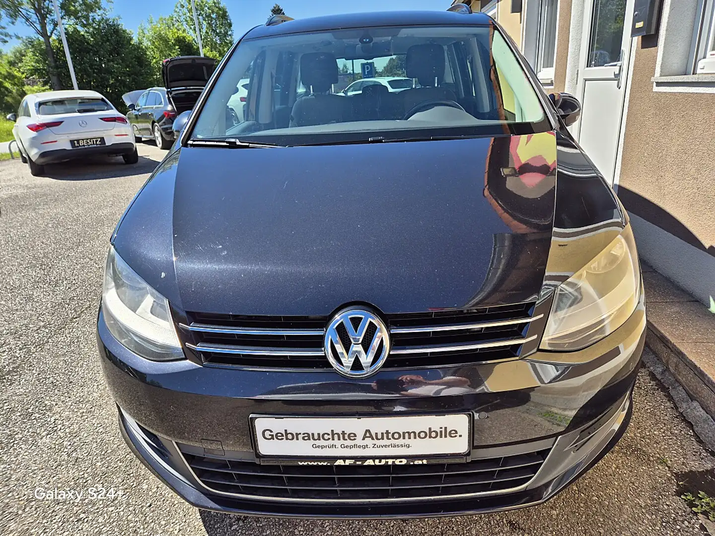 Volkswagen Sharan Comfort BMT 2,0 TDI DPF I AHK I Standheizung I Schwarz - 2