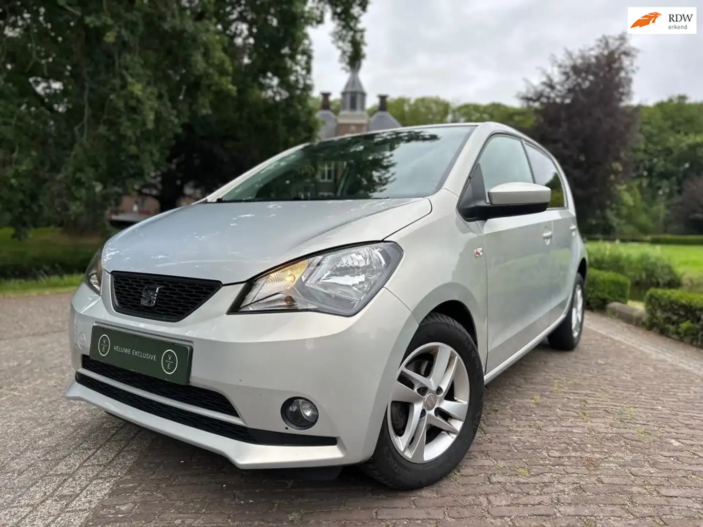 SEAT Mii 1.0 Chill Out | Navi | Automaat | Garantie | Grijs - 1