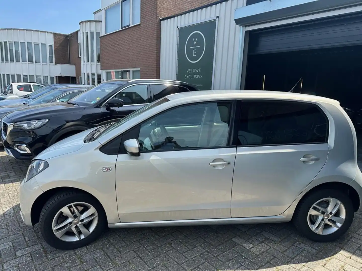 SEAT Mii 1.0 Chill Out | Navi | Automaat | Garantie | Gris - 2