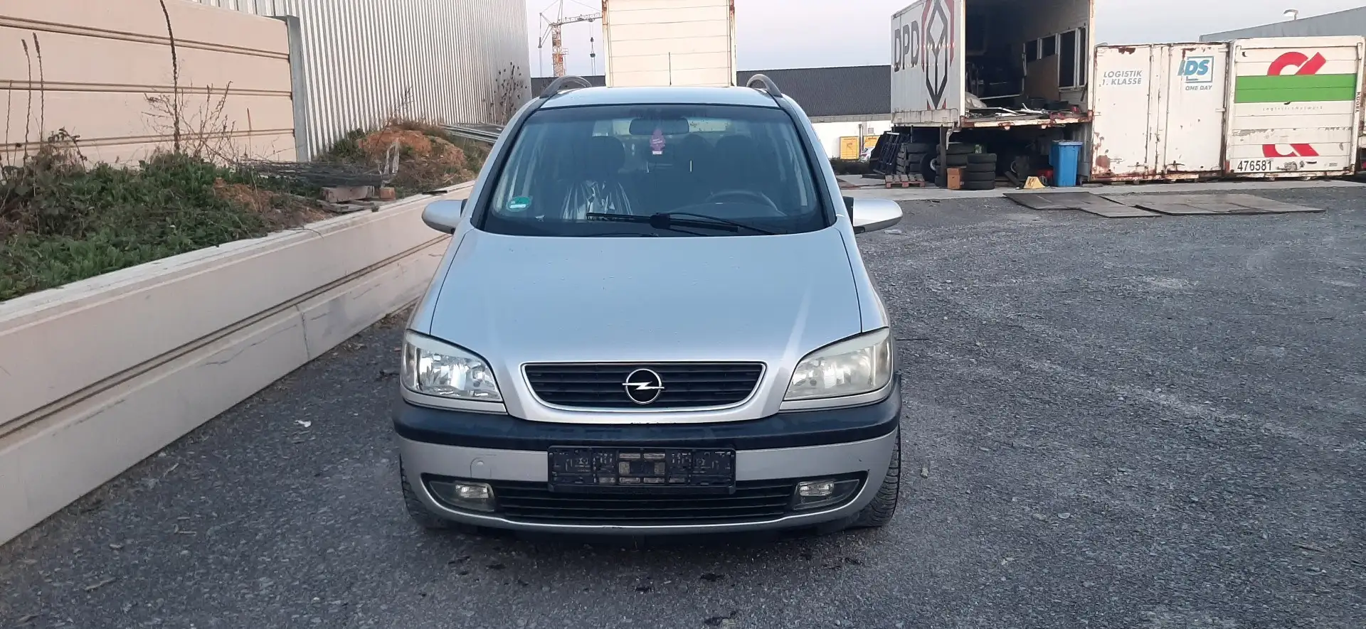 Opel Zafira 1.8 16V Benzin Argintiu - 1