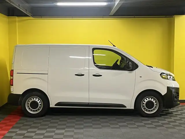 Opel Vivaro view 8