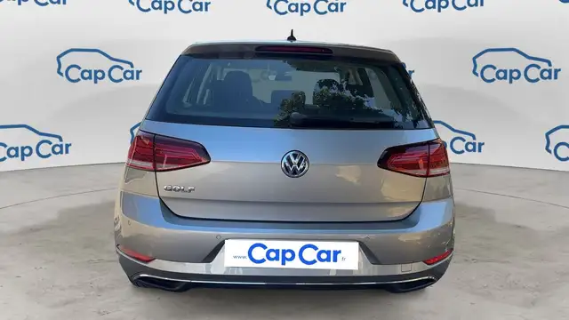 Volkswagen Golf view 3