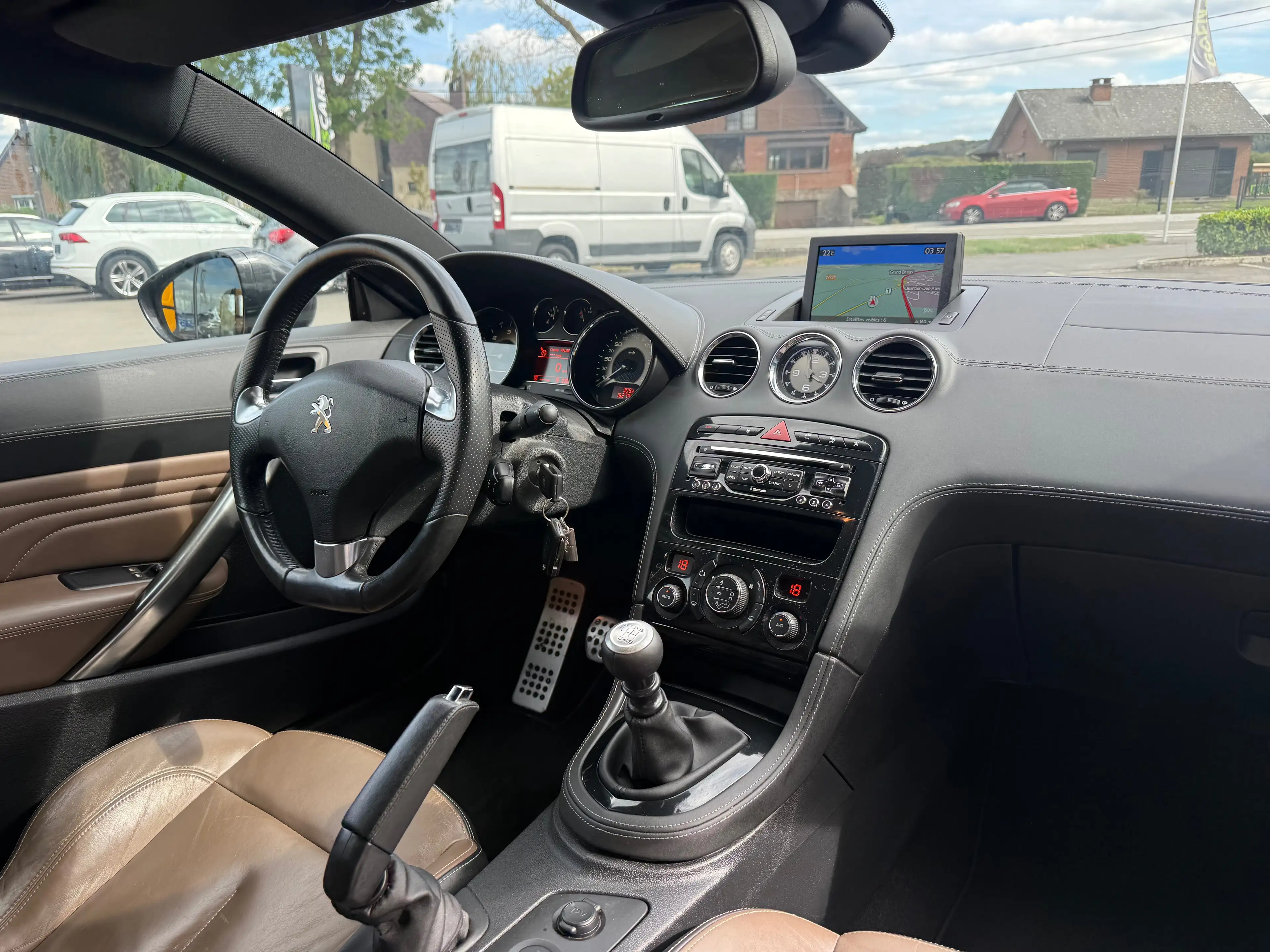 Peugeot RCZ RCZ 2.0HDi SIEGES A MÉMOIRES,CRUISE,CLIM,GPS,BLUETOOTH… — photo 5