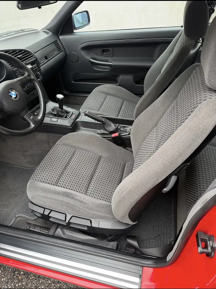 BMW 325i Coupe cat., foto 12