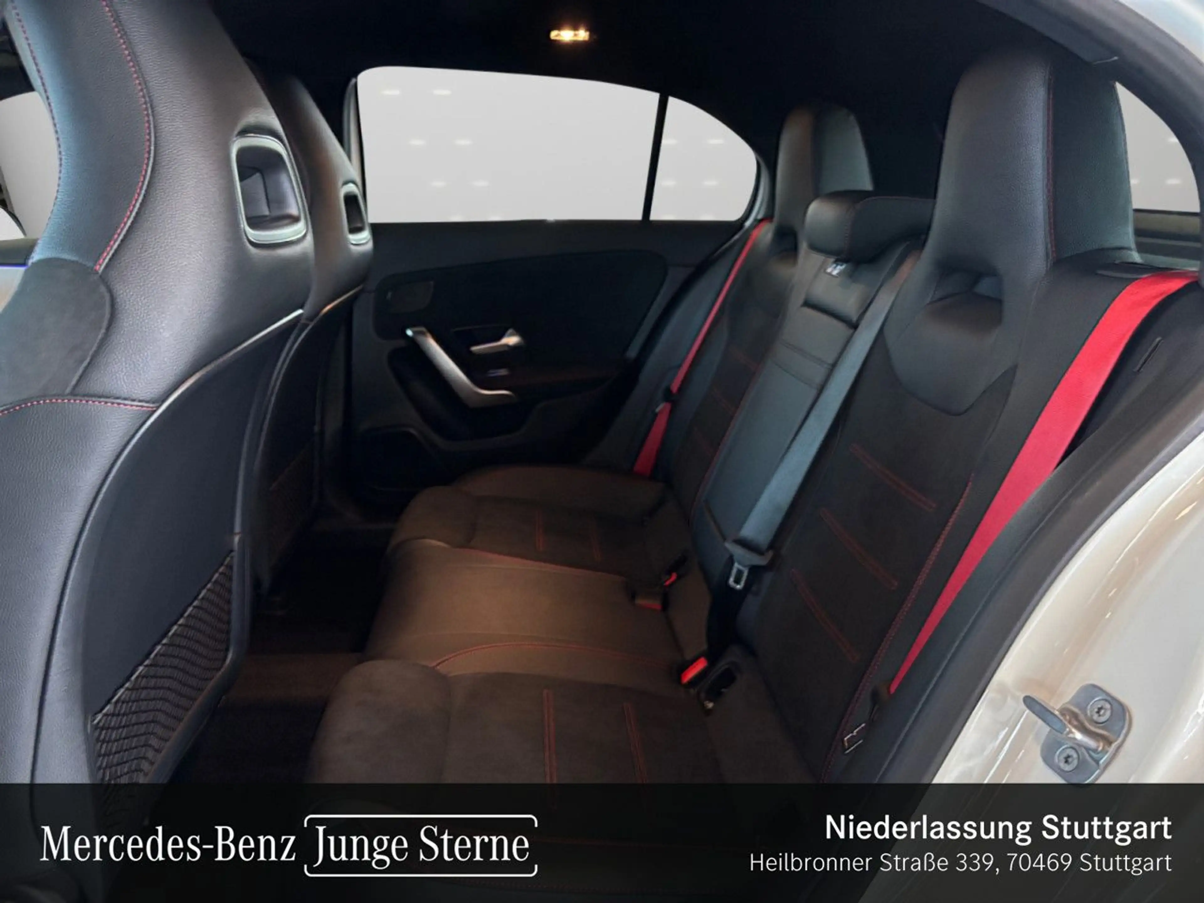 Mercedes-Benz A 35 AMG A 35 4M AMG+PANO+360°+MULTIBEAM+19"+TOTW+KEYLESS — photo 11