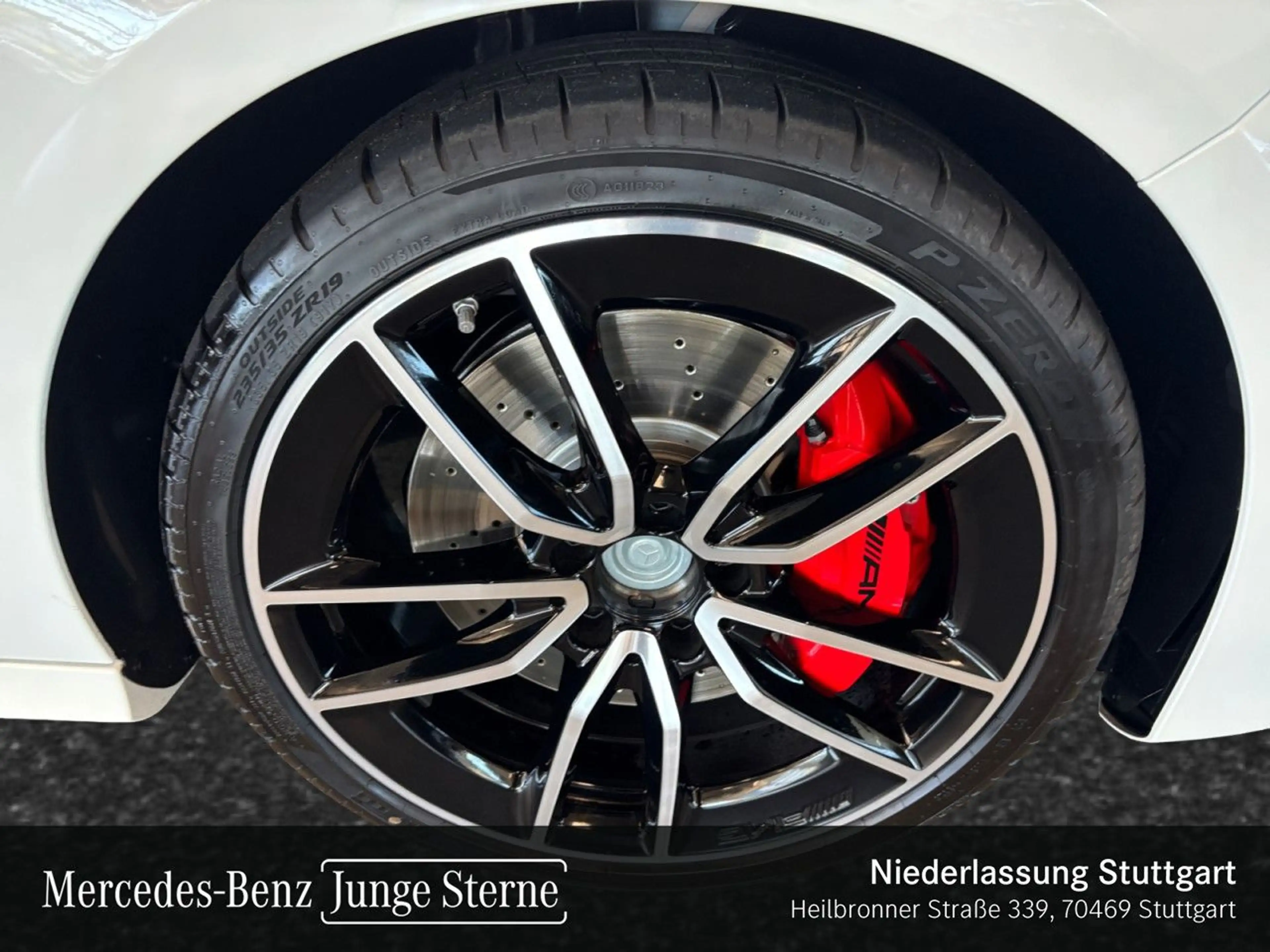 Mercedes-Benz A 35 AMG A 35 4M AMG+PANO+360°+MULTIBEAM+19"+TOTW+KEYLESS — photo 5