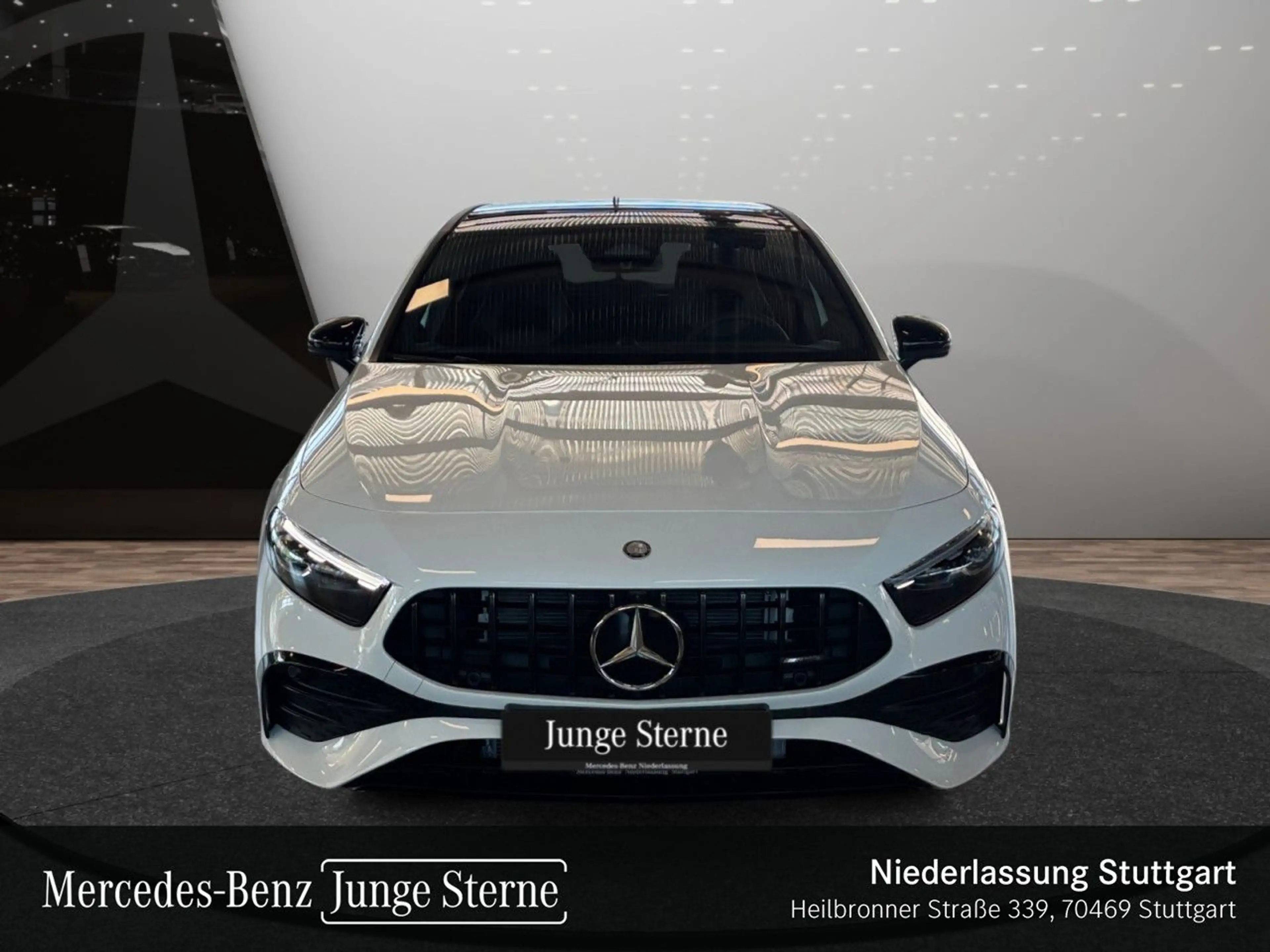 Mercedes-Benz A 35 AMG A 35 4M AMG+PANO+360°+MULTIBEAM+19"+TOTW+KEYLESS — photo 3