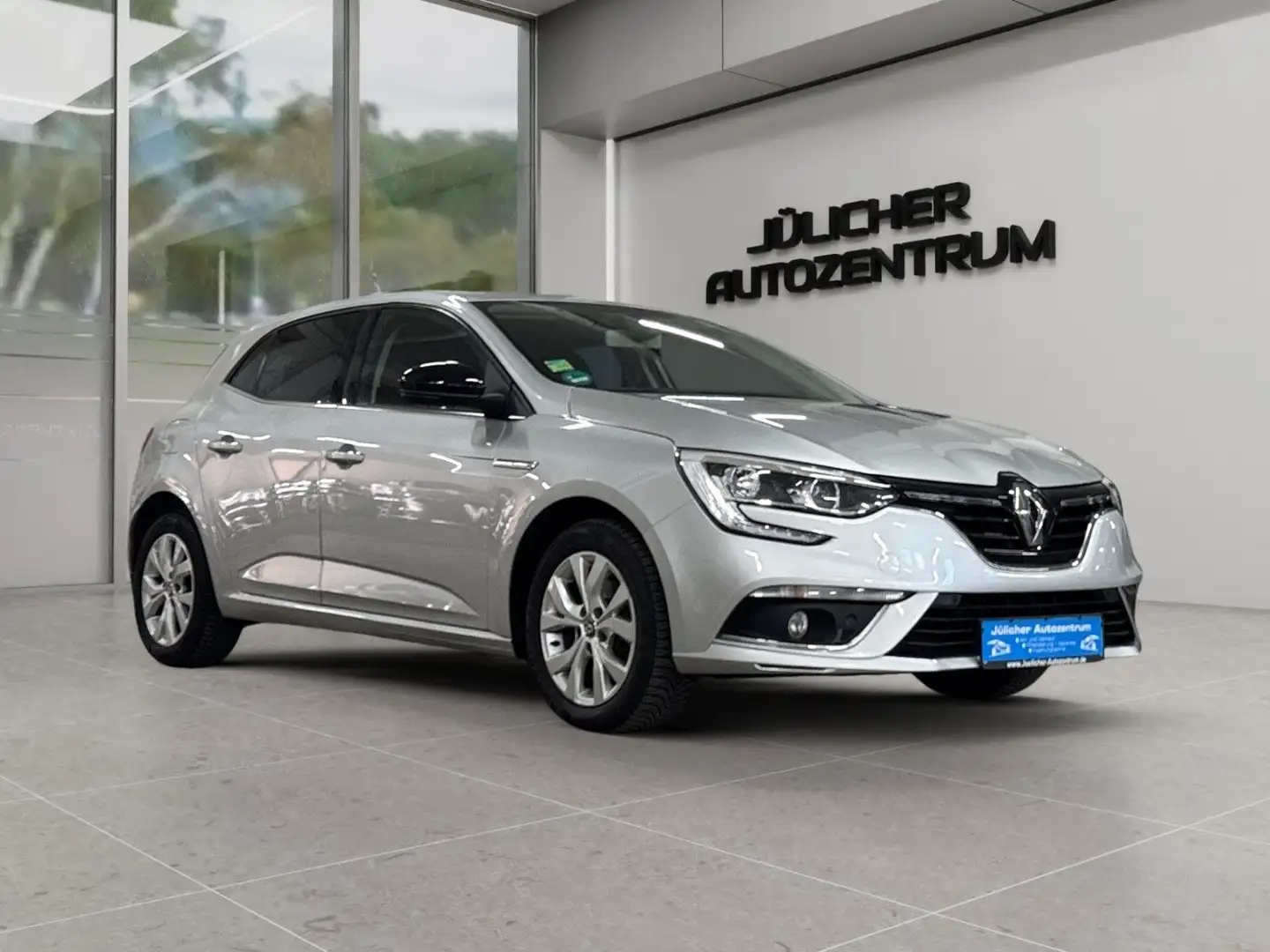 Renault Megane IV Lim. 5-trg. Limited Aut., Insp. Neu Grijs - 1