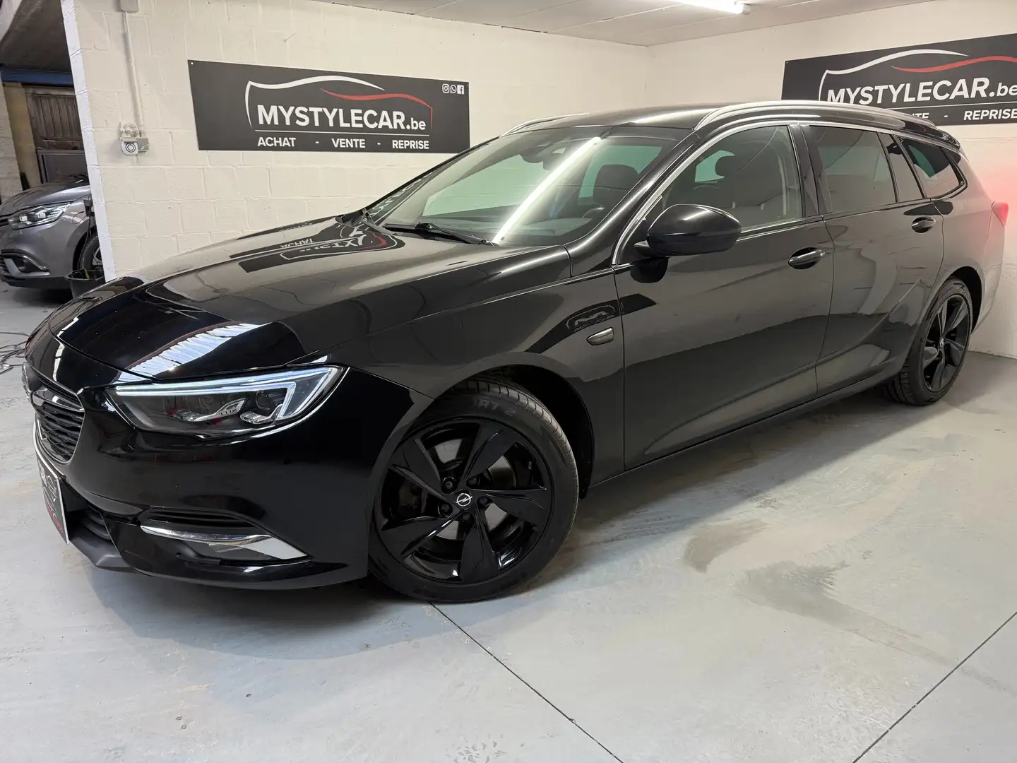 Opel Insignia Sports Tourer 2.0 CDTI, cuire; Navi, garantie 1an Noir - 1