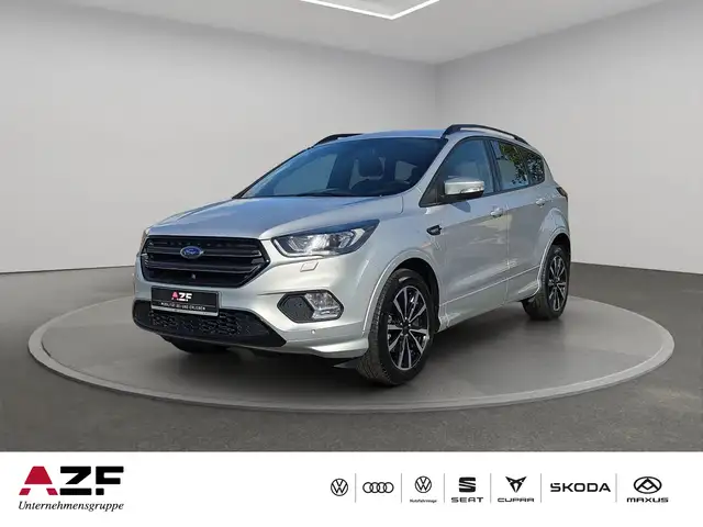 Ford Kuga 1.5 EcoBoost ST-Line NAVI+TEMPOMAT+LENKRADH